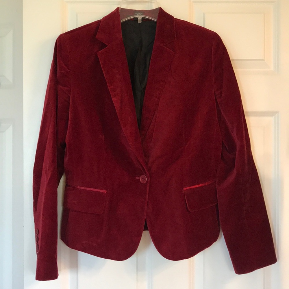 Cranberry red velvet blazer